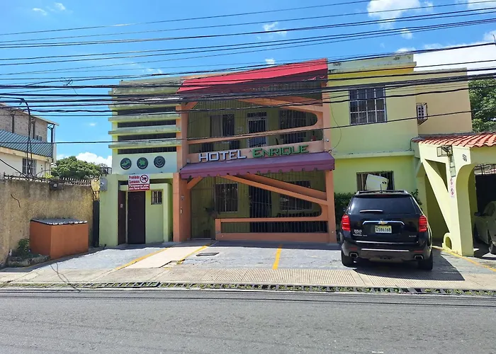 Hotel Enrique I Gazcue